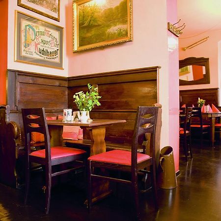 Restaurant Dicker Mann Hotel Zum Blauen Krebs Ratisbonne Extérieur photo