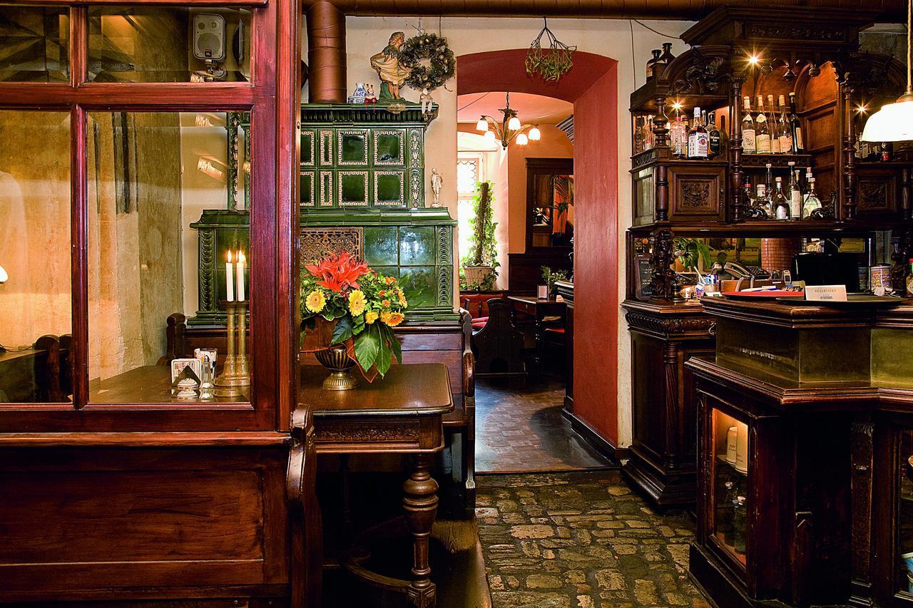 Restaurant Dicker Mann Hotel Zum Blauen Krebs Ratisbonne Extérieur photo